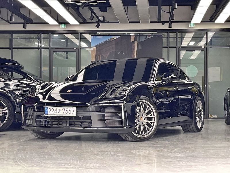 2024 Porsche Panamera 2.9 AWD photo 1