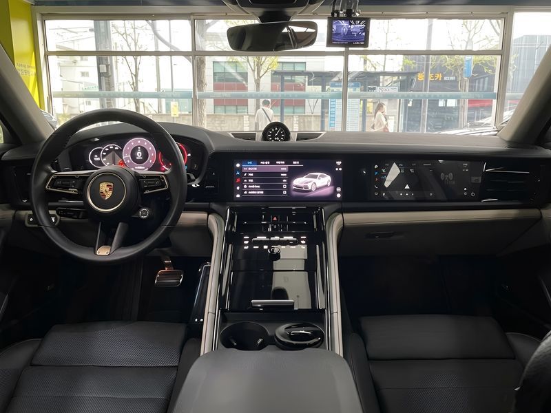 2024 Porsche Panamera 2.9 AWD photo 7