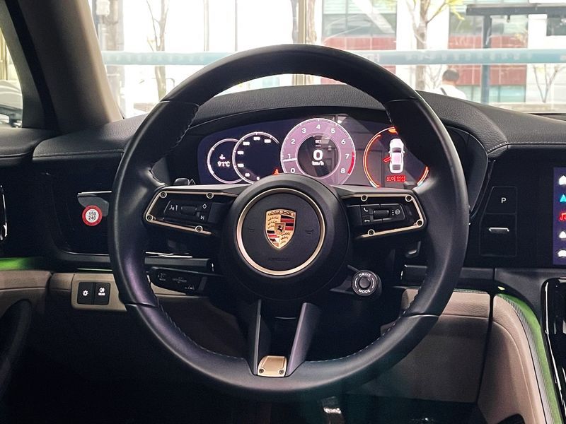 2024 Porsche Panamera 2.9 AWD photo 12