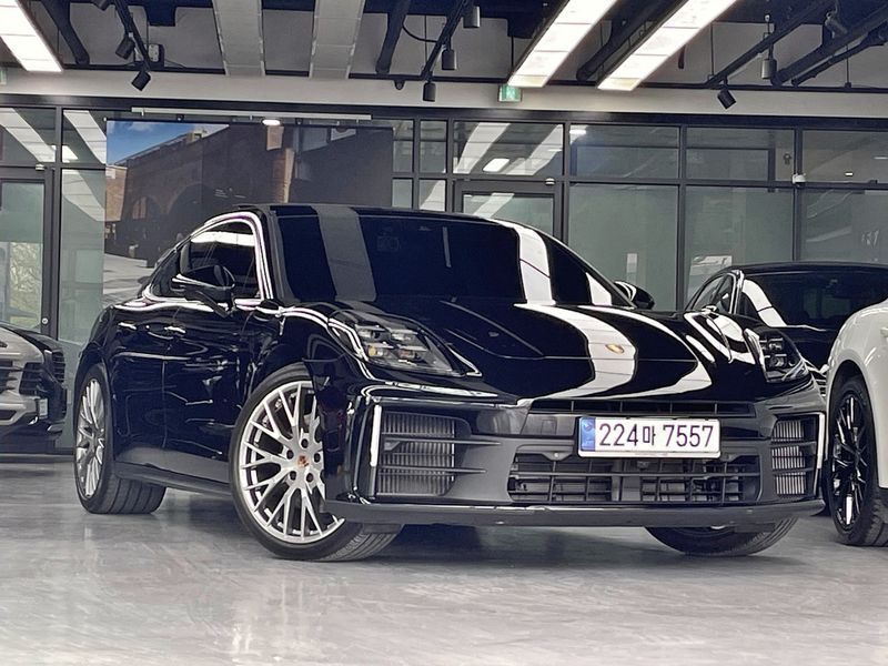 2024 Porsche Panamera 2.9 AWD photo 18