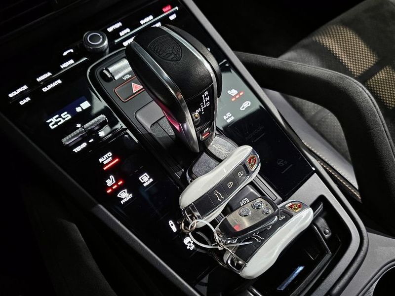 2023 Porsche Cayenne 4.0 Turbo GT Coupe photo 9
