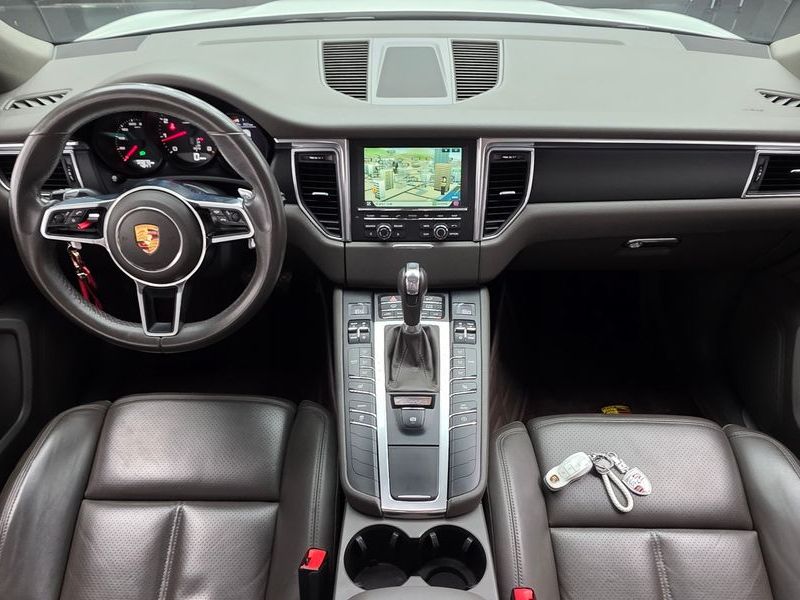 2015 Porsche Macan 2.0 95B photo 7