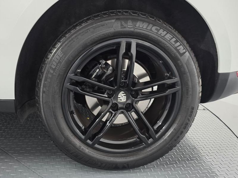 2015 Porsche Macan 2.0 95B photo 22