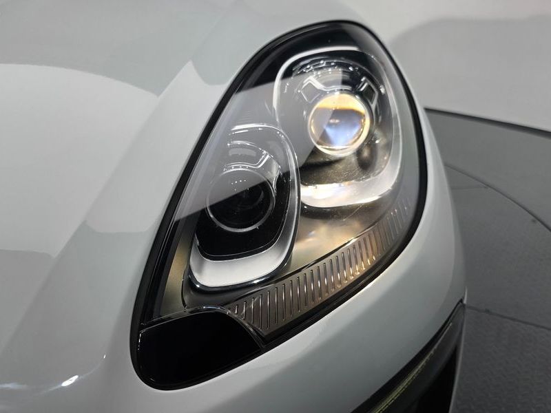 2015 Porsche Macan 2.0 95B photo 23