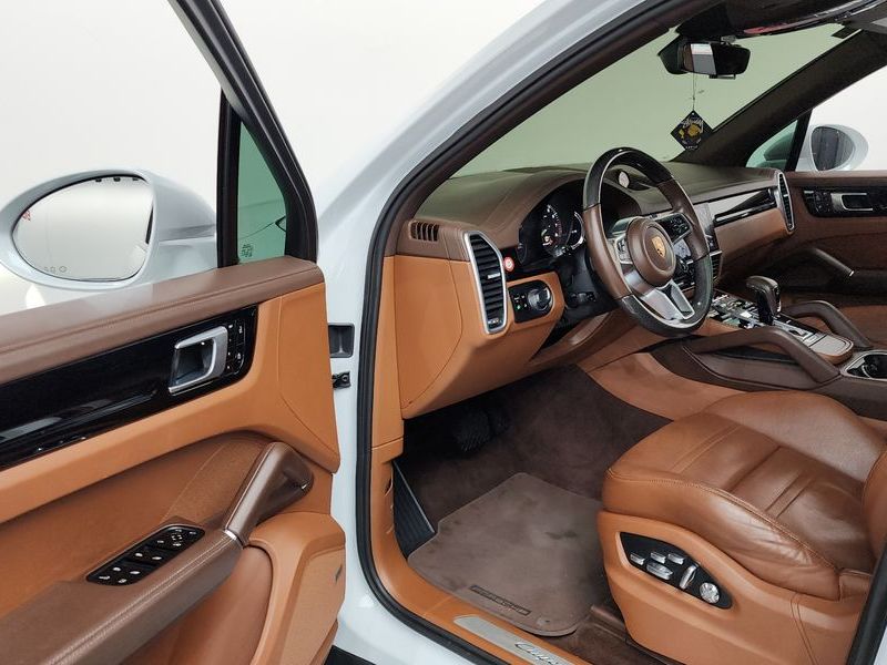 2020 Porsche Cayenne 3.0 E-Hybrid photo 10