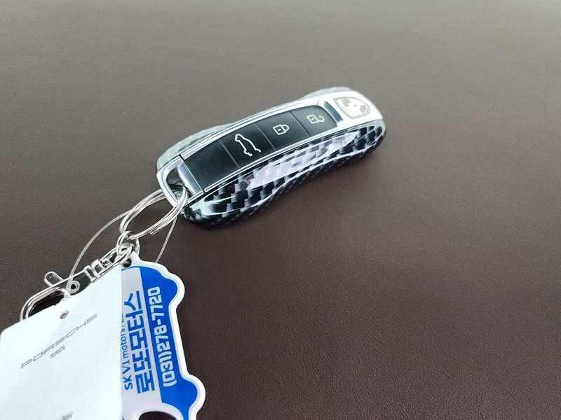2020 Porsche Cayenne 3.0 E-Hybrid photo 15
