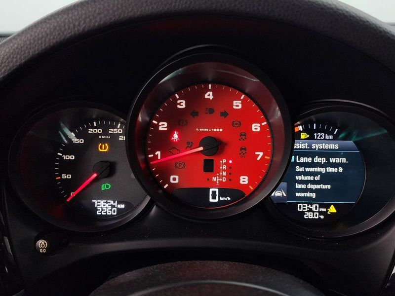 2019 Porsche Macan 2.0 95B photo 8