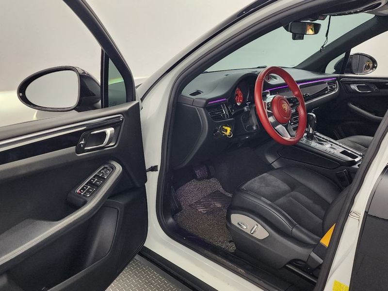 2019 Porsche Macan 2.0 95B photo 10