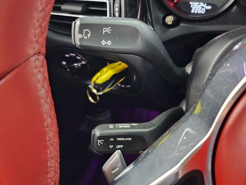 2019 Porsche Macan 2.0 95B photo 18