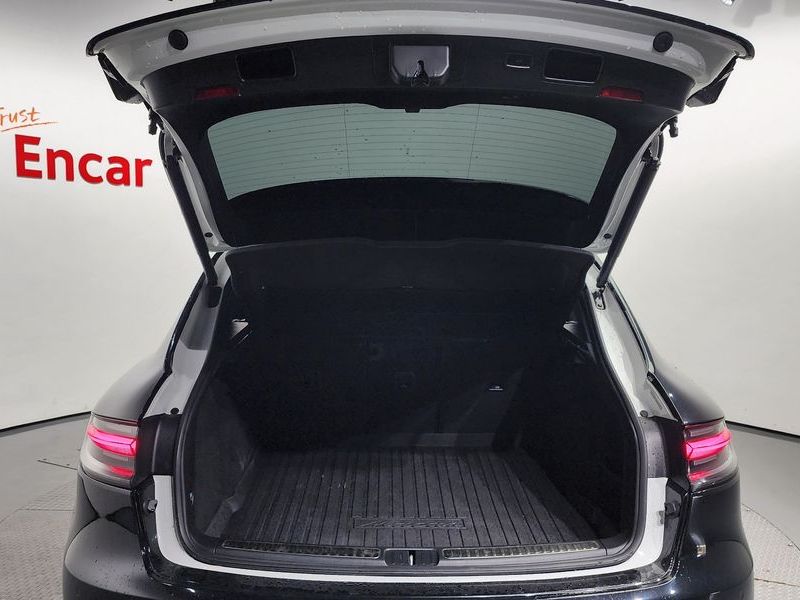 2019 Porsche Macan 2.0 95B photo 20