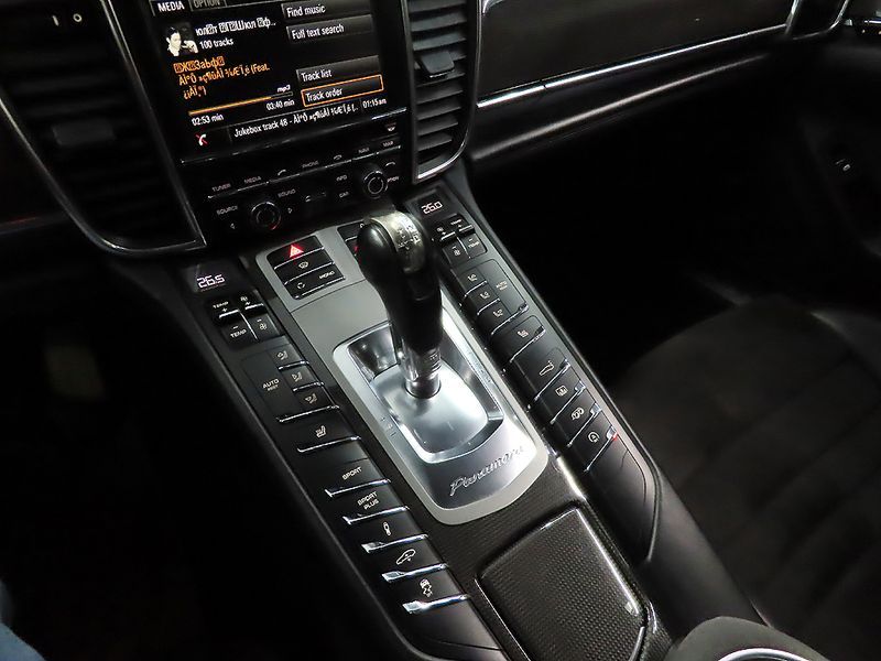 2013 Porsche Panamera 4.8 GTS 970 photo 9