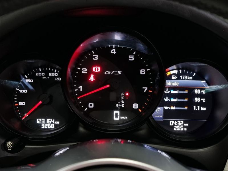 2018 Porsche Macan 3.0 GTS 95B photo 8