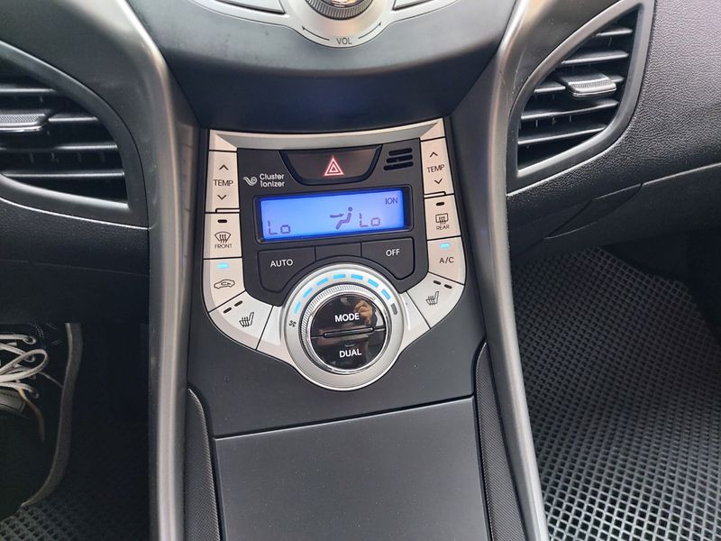 2012 Hyundai Avante M16 GDI Luxury photo 14