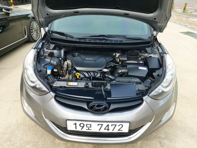 2012 Hyundai Avante M16 GDI Luxury photo 18