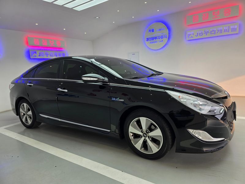 2012 Hyundai Sonata 2.0 Premier photo 1