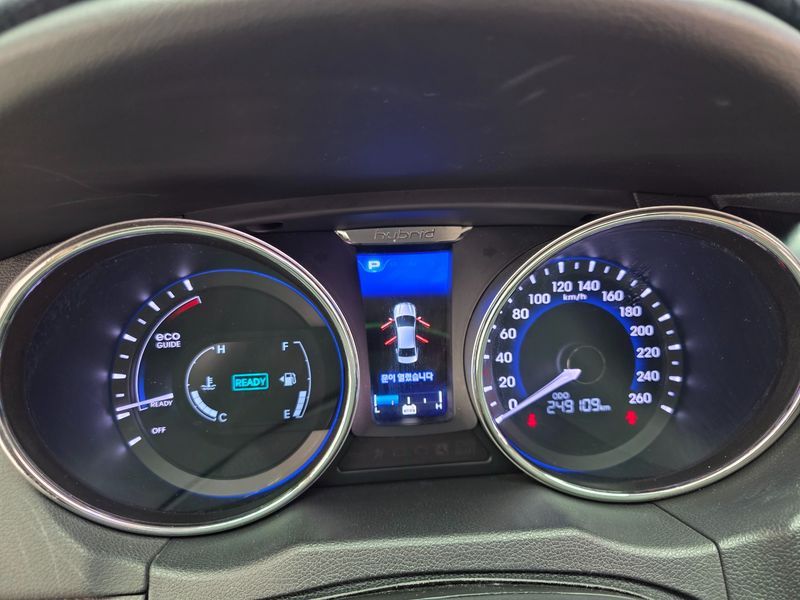 2012 Hyundai Sonata 2.0 Premier photo 8