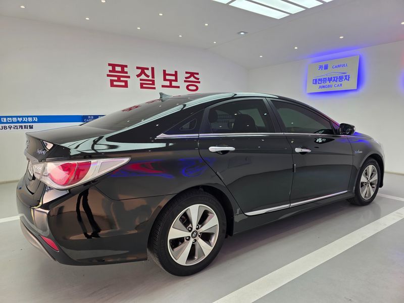 2012 Hyundai Sonata 2.0 Premier photo 12