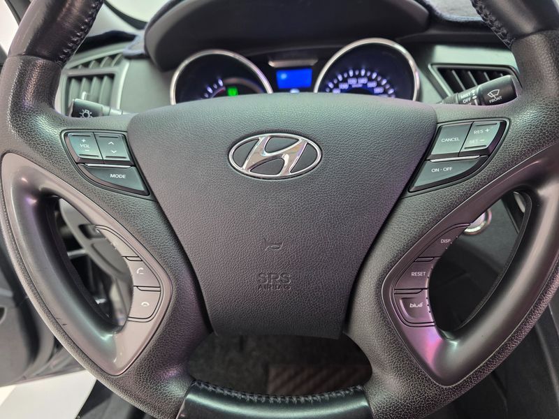 2012 Hyundai Sonata 2.0 Premier photo 17