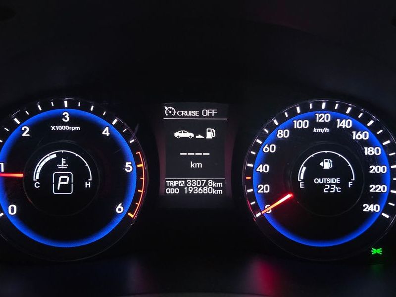 2012 Hyundai i40 살룬 1.7 VGT Smart photo 8