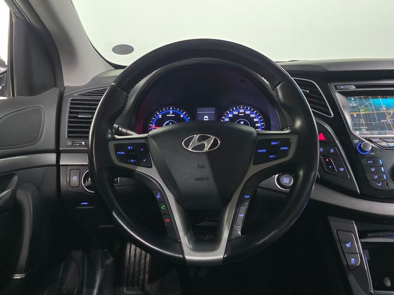 2012 Hyundai i40 살룬 1.7 VGT Smart photo 12