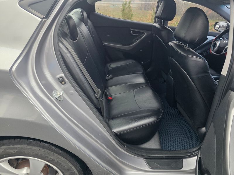 2012 Hyundai Avante M16 GDI Luxury photo 16