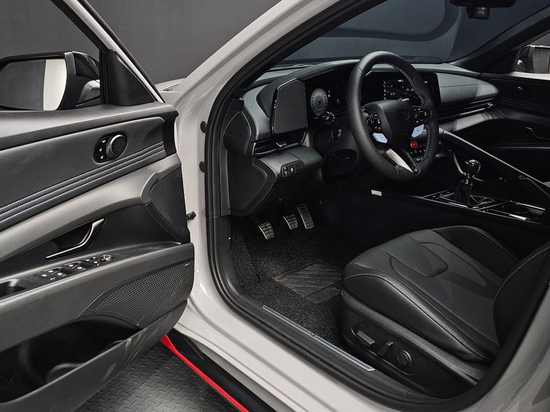 2026 Hyundai Avante 2.0 N photo 12