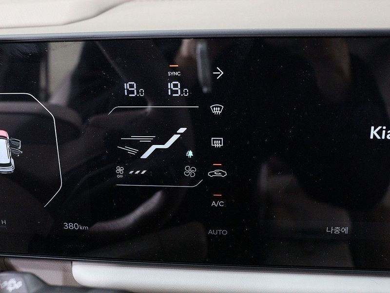 2026 Kia Seltos Gasoline 1.6T 2WD Signature X Line photo 10