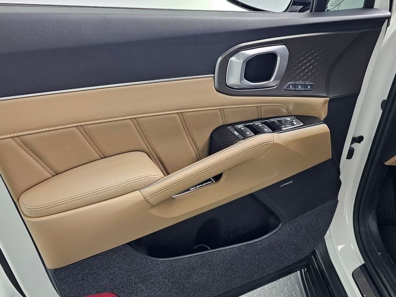2026 Kia Sorento HEV 1.6 2WD Signature X Line photo 24