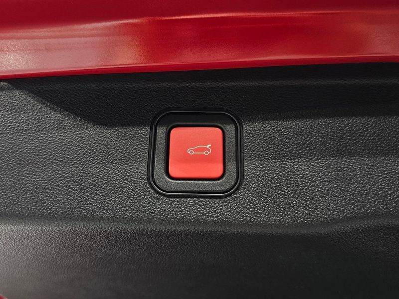 2024 Jeep Avenger Altitude photo 29