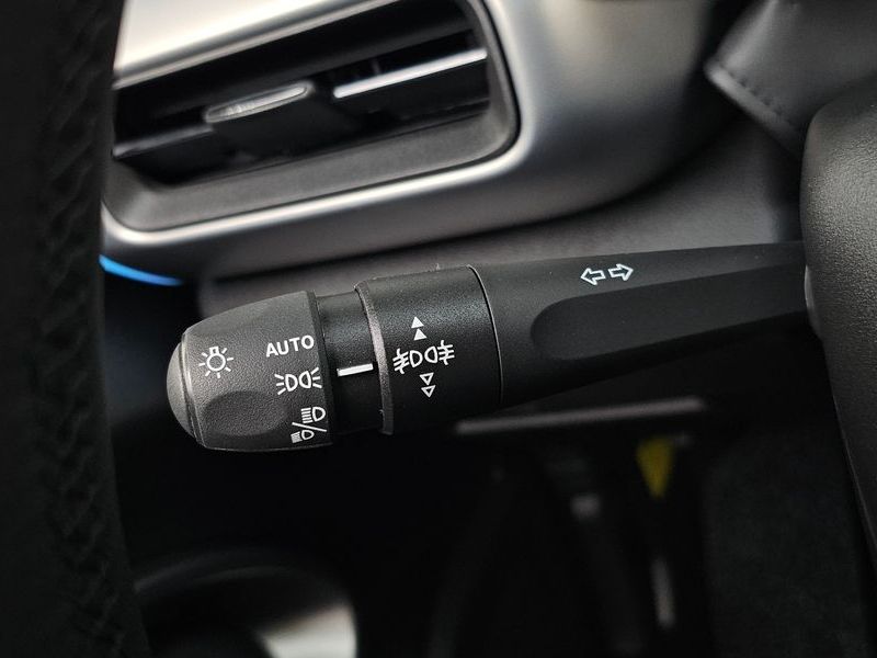 2024 Jeep Avenger Altitude photo 30