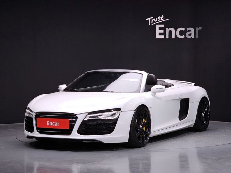 2013 Audi R8 5.2 V10 Spyder photo 1