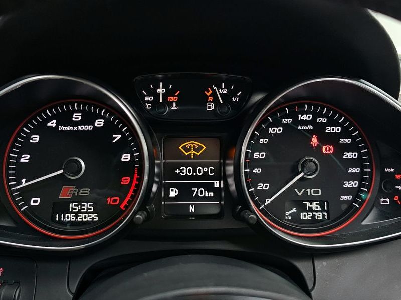 2013 Audi R8 5.2 V10 Spyder photo 8