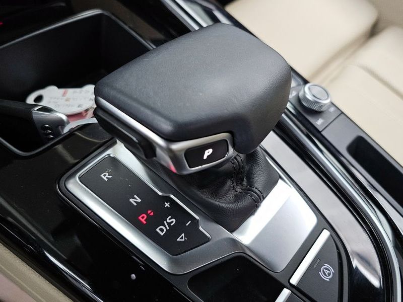 2021 Audi A5 40 TDI Quattro Premium Sportback photo 9