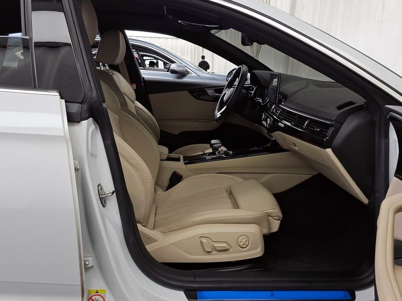 2021 Audi A5 40 TDI Quattro Premium Sportback photo 11