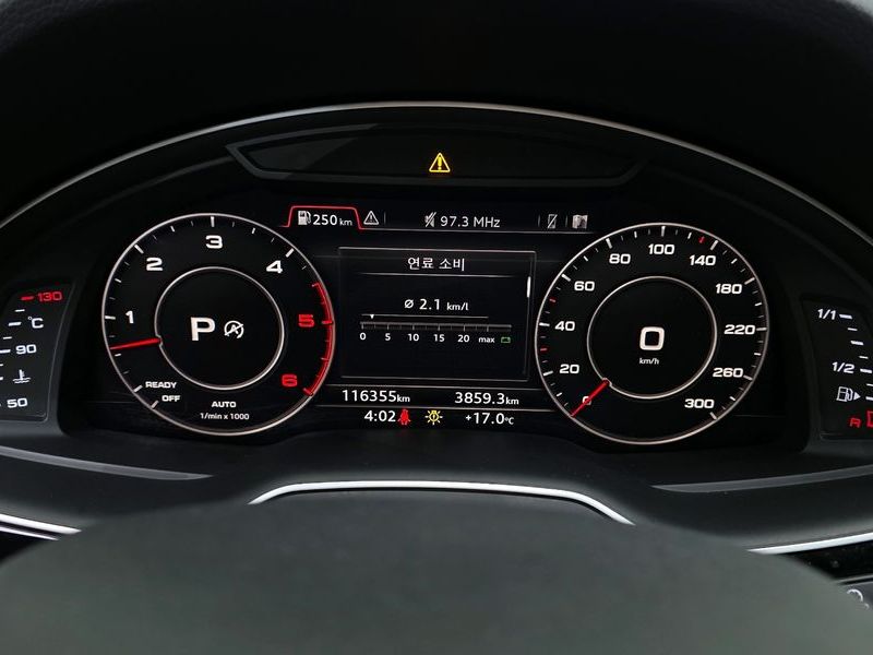 2016 Audi Q7 35 TDI Quattro Comport photo 8