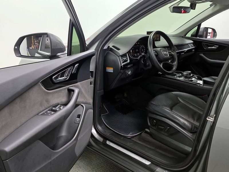 2016 Audi Q7 35 TDI Quattro Comport photo 10