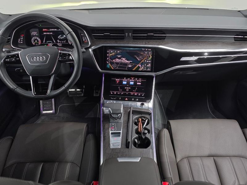 2020 Audi A7 55 TFSI Quattro Premium photo 7