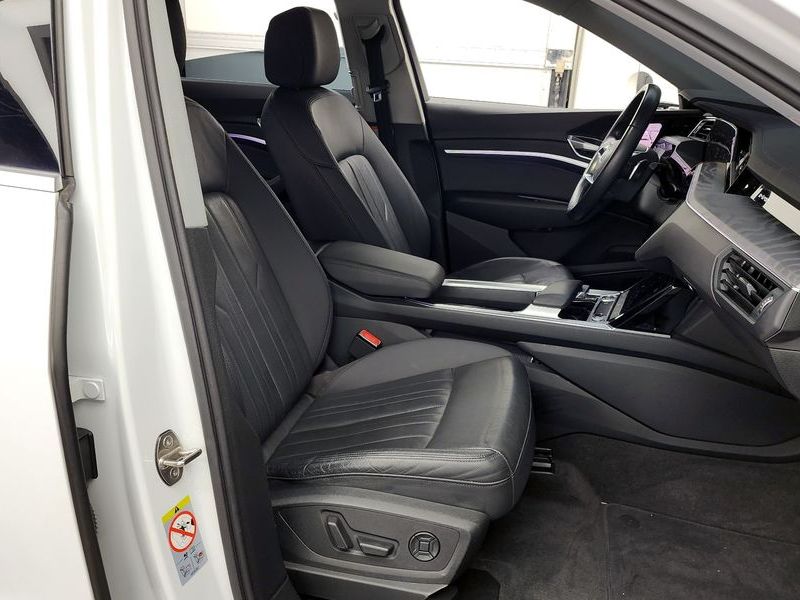 2021 Audi e-tron 50 Quattro Sportback photo 11