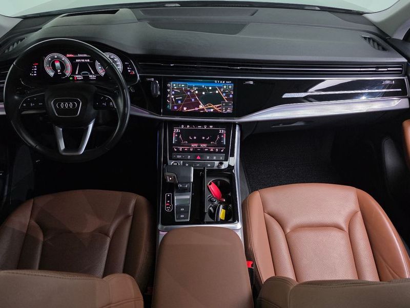2021 Audi Q7 45 TDI Quattro photo 7