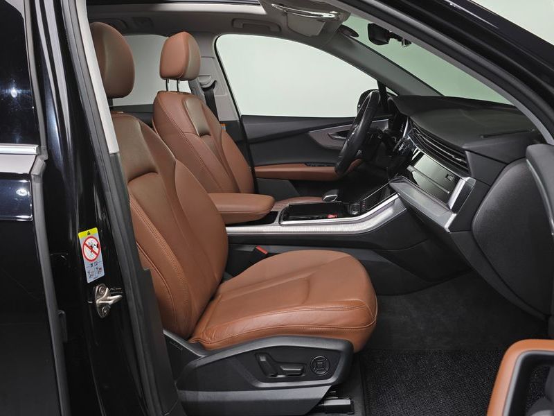 2021 Audi Q7 45 TDI Quattro photo 26