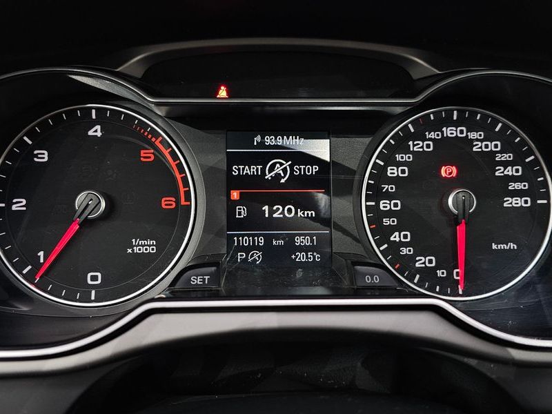 2015 Audi A4 35 TDI Quattro B8 photo 8