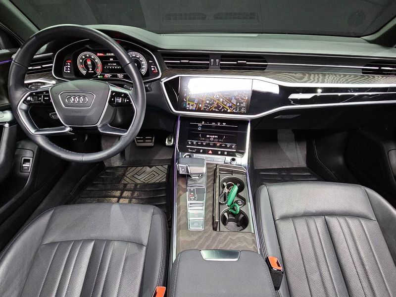 2023 Audi A6 45 TFSI Premium photo 7