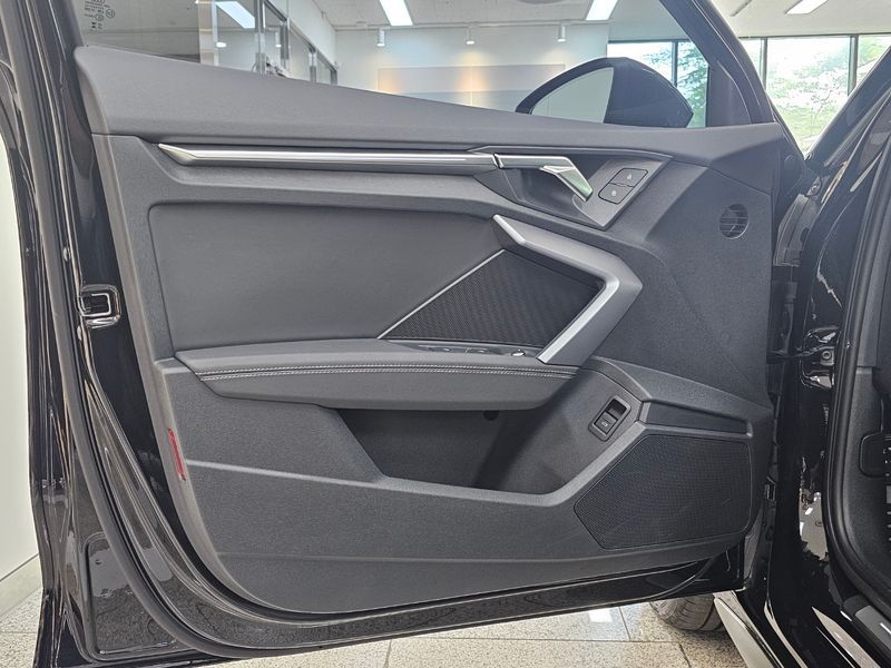 2025 Audi A3 40 TFSI Premium photo 12