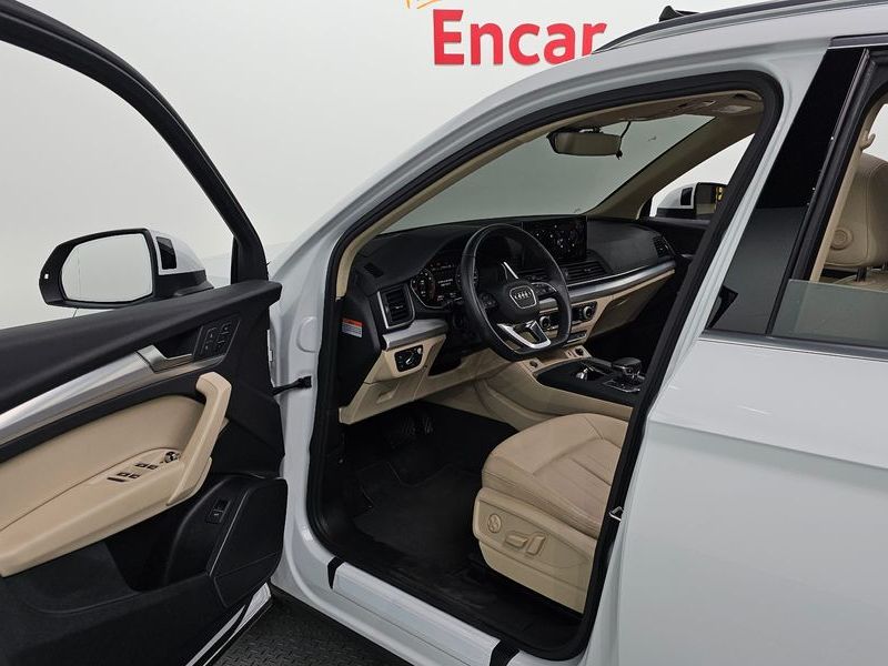 2023 Audi Q5 45 TFSI Quattro photo 10