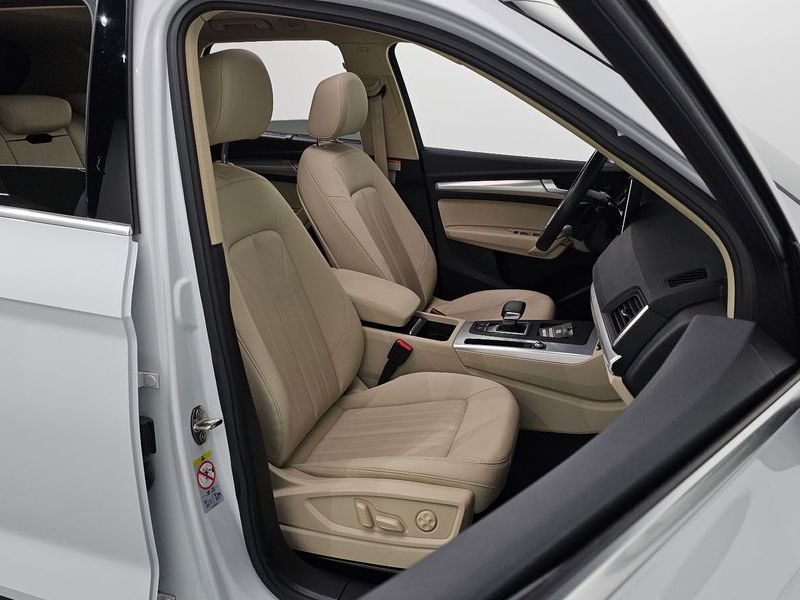 2023 Audi Q5 45 TFSI Quattro photo 11