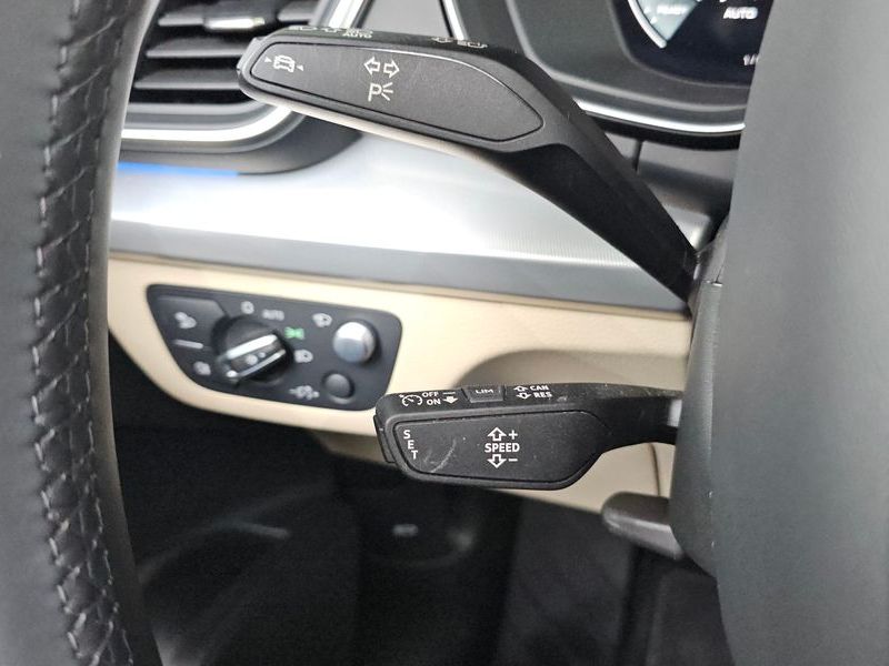 2023 Audi Q5 45 TFSI Quattro photo 18