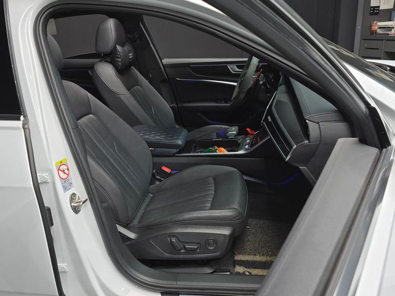 2020 Audi A6 45 TFSI Quattro Premium photo 11