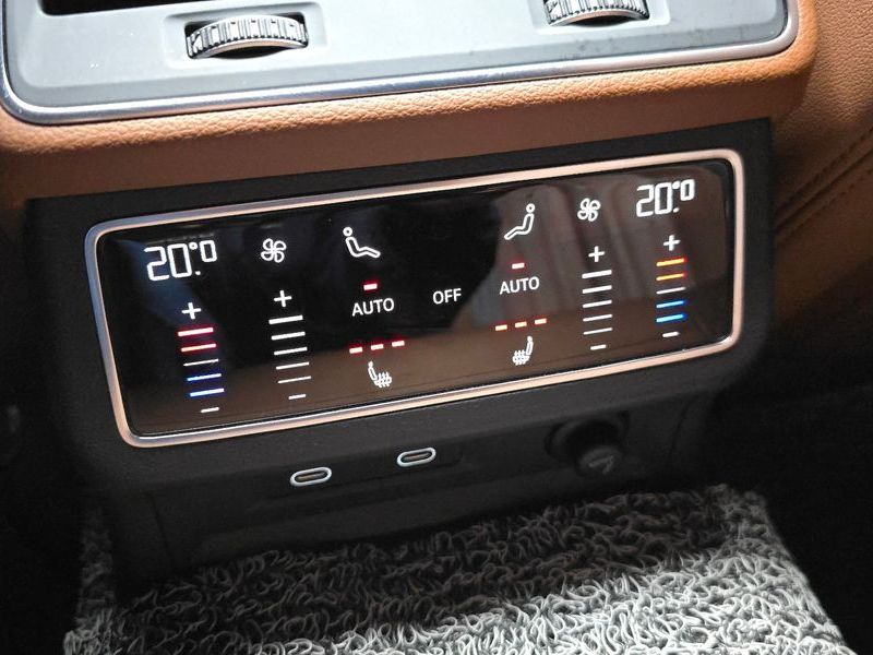 2022 Audi A6 40 TDI Premium photo 17