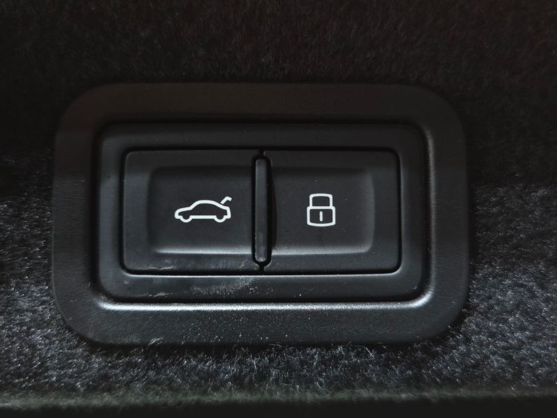 2022 Audi A6 40 TDI Premium photo 19