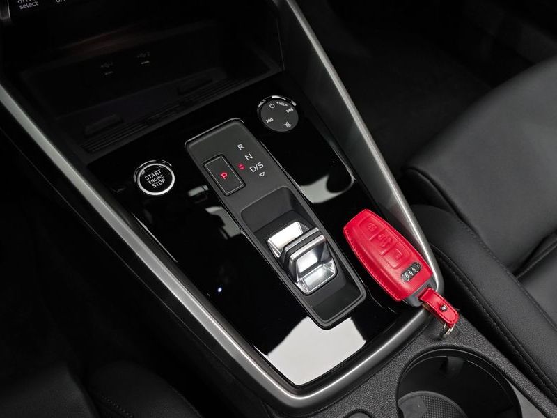 2023 Audi A3 40 TFSI Premium photo 9